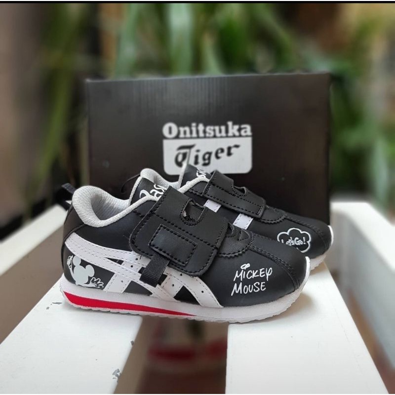 Sepatu Anak Laki Dan Sepatu Anak Perempuan Sepatu Anak Laki dan Sepatu Sneakers Anak Perempuan  Sepatu Anak Laki Laki 1 Tahun Sepatu Anak Sneakers Laki Laki Perempuan Sepatu Anak Laki Laki Sepatu anak umur 1 tahun