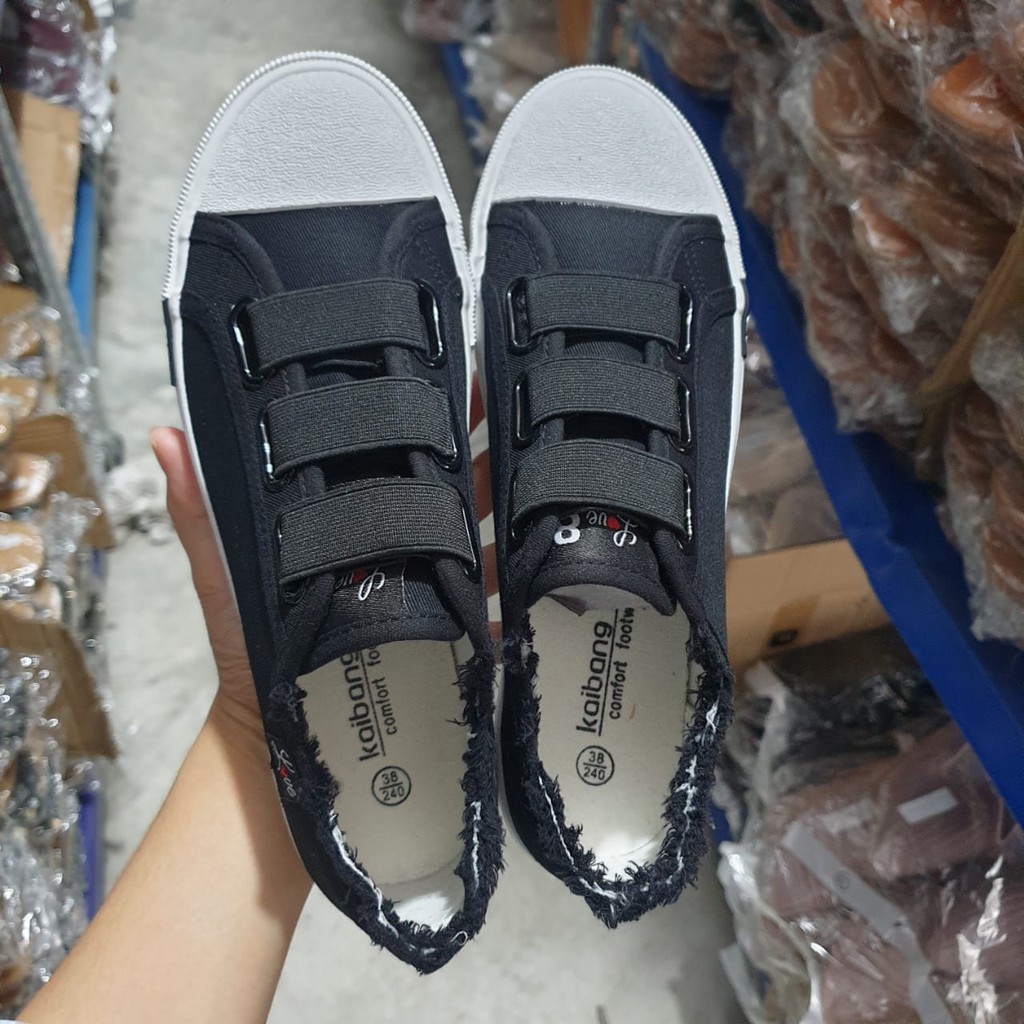 SNEAKER 0082 SEPATU KANVAS PUTIH WANITA / SNEAKER TANPA TALI TERBARU-BLACK