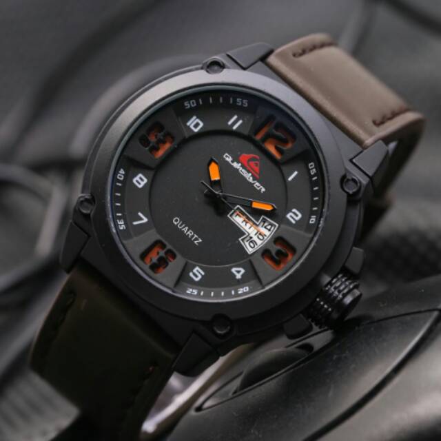 Jam Tangan Quicksilver Tanggal Hari Tali Kulit - Jam Tangan Pria Quicksilver Super Tali Kulit