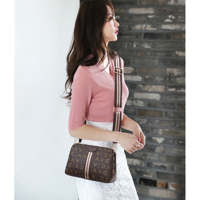 TFT AX200232 B1847 AX890 C0788 D31 SAME (1 KG MUAT 2) TAS SELEMPANG WANITA IMPORT - TAS ELEGANT WANITA – SLINGBAG  - TAS KOREA - HARGA GROSIR GT1890 CR7164 BQ2847 LT1788 174826 JTF7003 EL5036