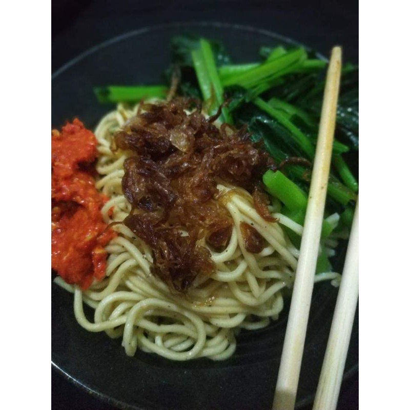 

mie mami huhahuha polos