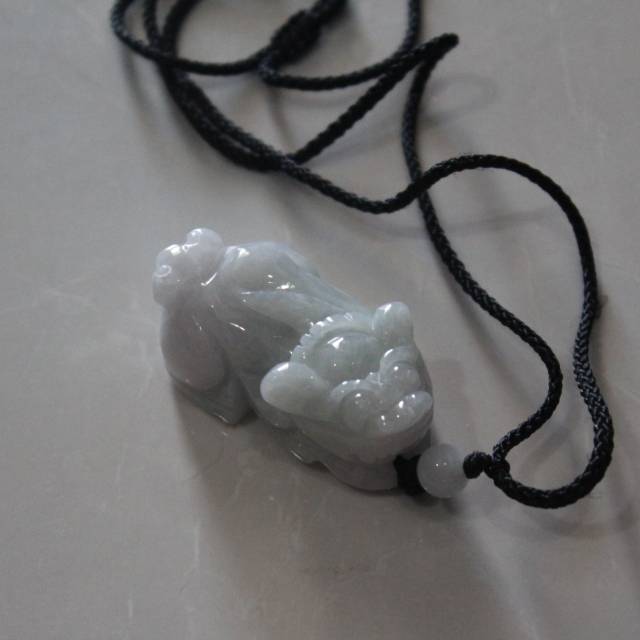 Jade Jadeite pendant pixiu