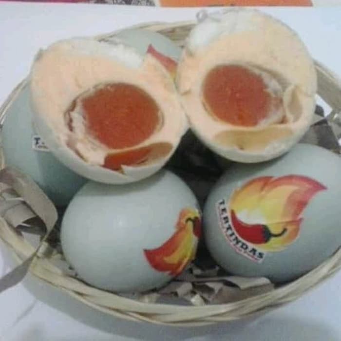 

Telur asin pedas (Tertindas)khas jawabarat /6pcs