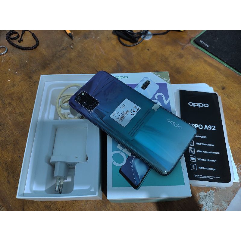 OPPO A92 8/128 SEKEN LIKE NEW