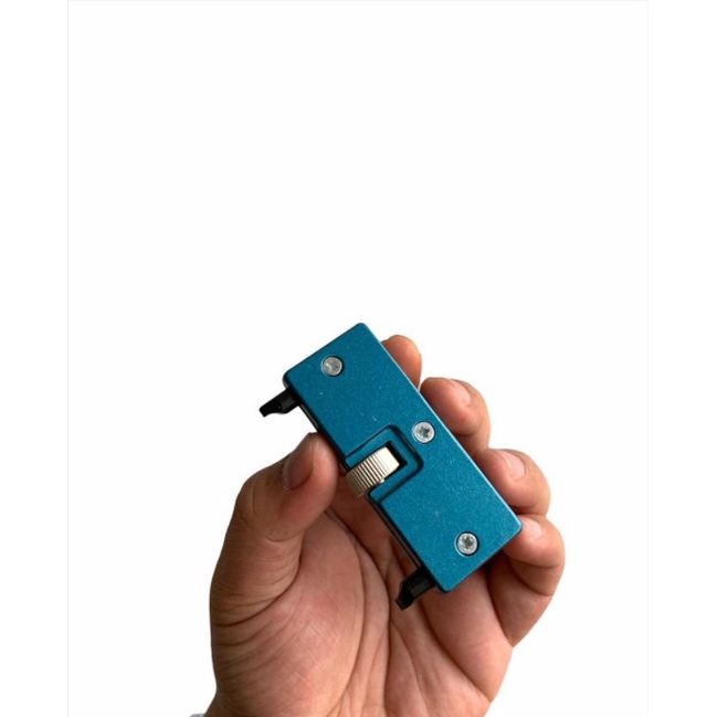 Case Opener Alat Pembuka Tutup belakan Jam Tangan