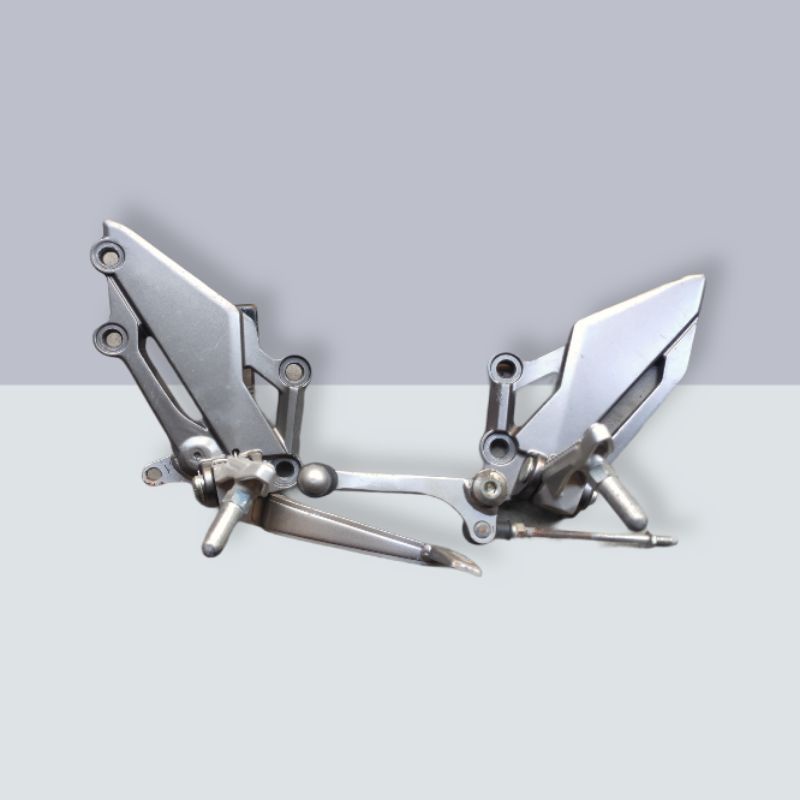 Foot Step Postep Pijakan Kaki Depan Underbond Kawasaki New Ninja 250 FI Asli Original KGP Copotan