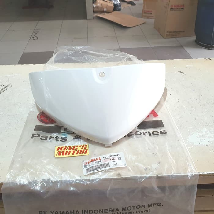 kantong / legshield / panel inner FINO KARBU PUTIH (1UB-P2)