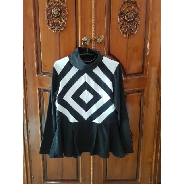 Brand norma hauri preloved