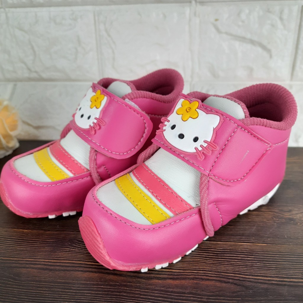 [TAMAN SEPATUKU] SEPATU TRENDY MURAH SNEAKER LUCU ANAK PEREMPUAN KARAKTER KUCING 1 2 3 TAHUN GARIS CAX33