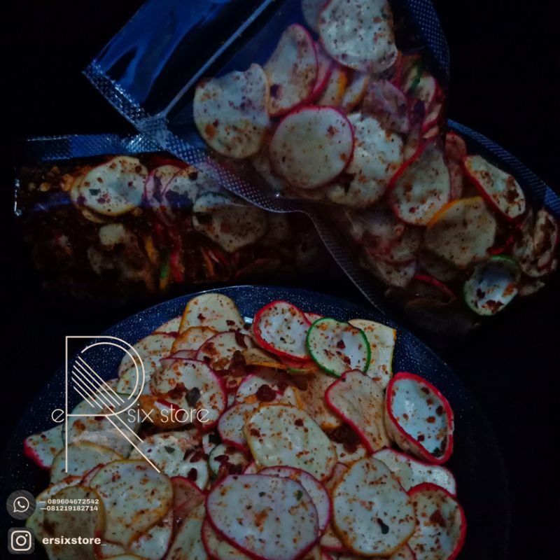 

Krupuk seblak daun jeruk