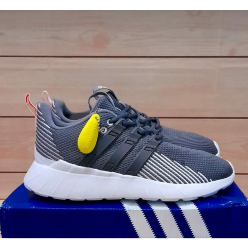 Adidas Questar