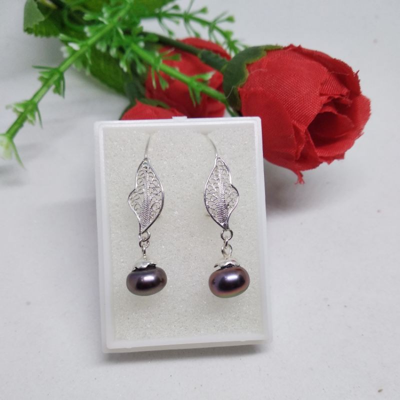 anting Kendari daun perak mutiara tawar