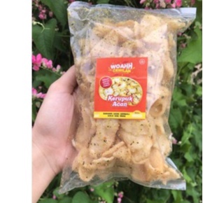 woahhcemilan/aneka cemilann/makanan ringan/keripik/basreng/makaroni/jajanan/ukuran sedang-Kerpk acan pedas spn