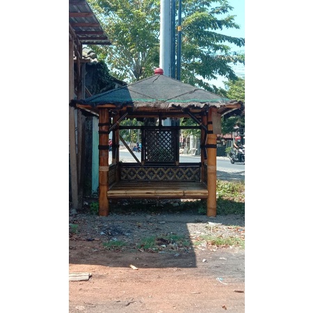 Gazebo Bambu ukuran 2 x 2