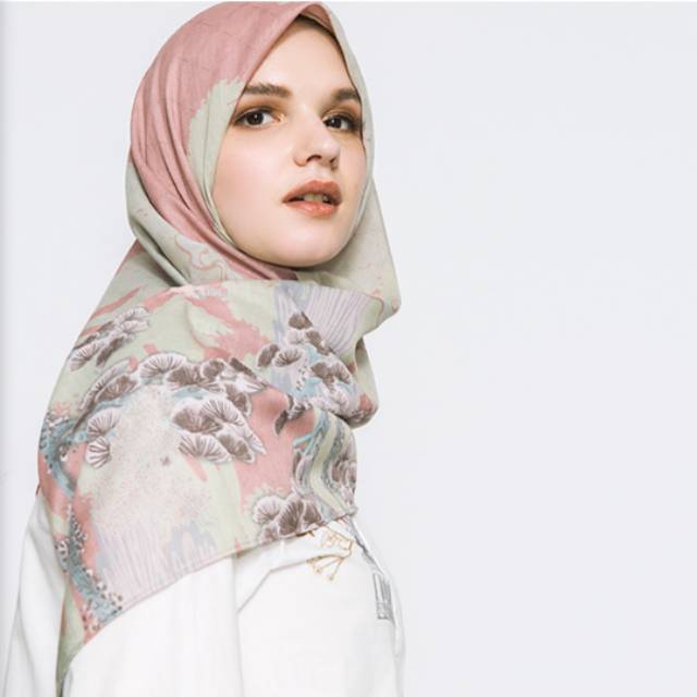 Cotton Ink x Ria Miranda Floral Shams Scarf