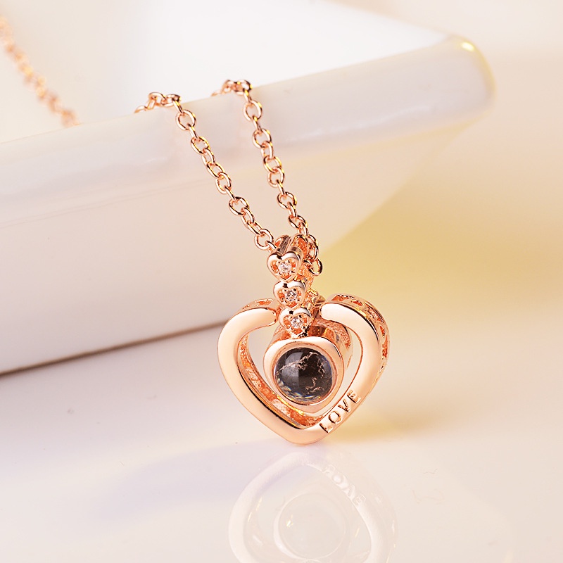 [Ready Stock]Fashion 925 Silver Plated Elegant Heart-Shaped Pendant Clavicle Chain