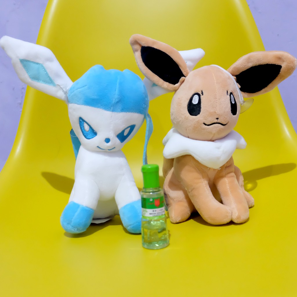 Boneka Pokemon eevee glaceon bisa tempel kaca cup impor animal