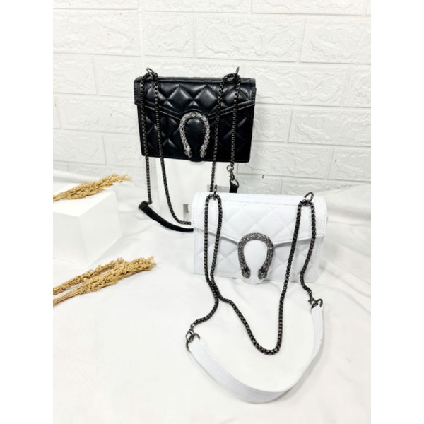 Tas Selempang/Shoulderbag Wanita Kekinian kualitas Mall