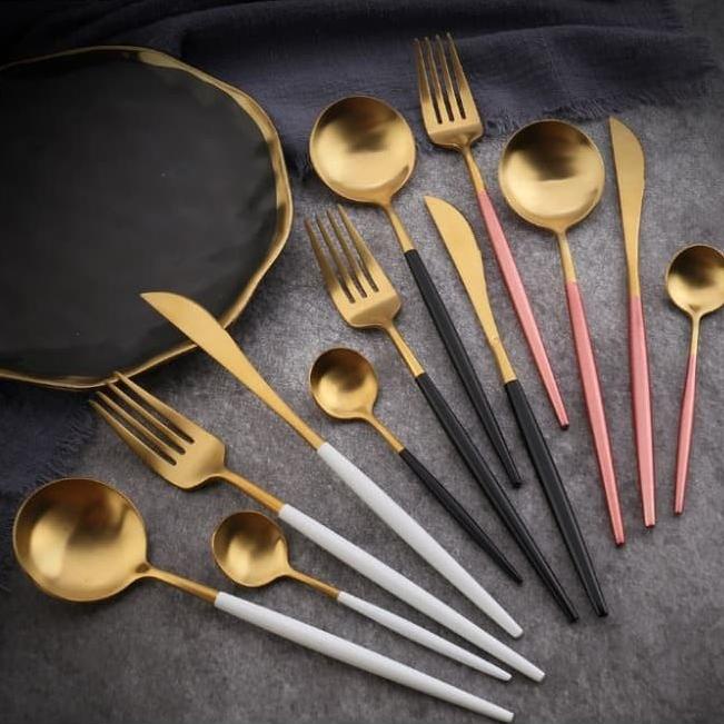 Nordic Cutlery Set Gold - 4 pieces Gold Cutlery Set with Gift Box