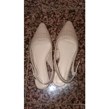 PRELOVED - Max Fashions Sepatu / Sandal / Flatshoes Ballerina dgn Tali Belakang Elastis