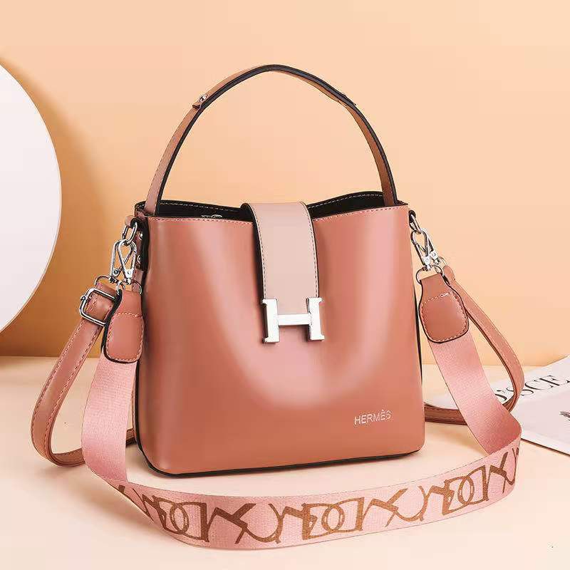 BJ71030 - BEIGE/BLACK/KHAKI/PINK/RED/YELLOW - TAS HANDBAG JINJING SLEMPANG KULIT TAS KERJA FASHION WANITA TERMURAH TERLARIS BAGSTORE JAKARTA CR7463 JTF88071 BQ2946 LT1208 ELJ5230