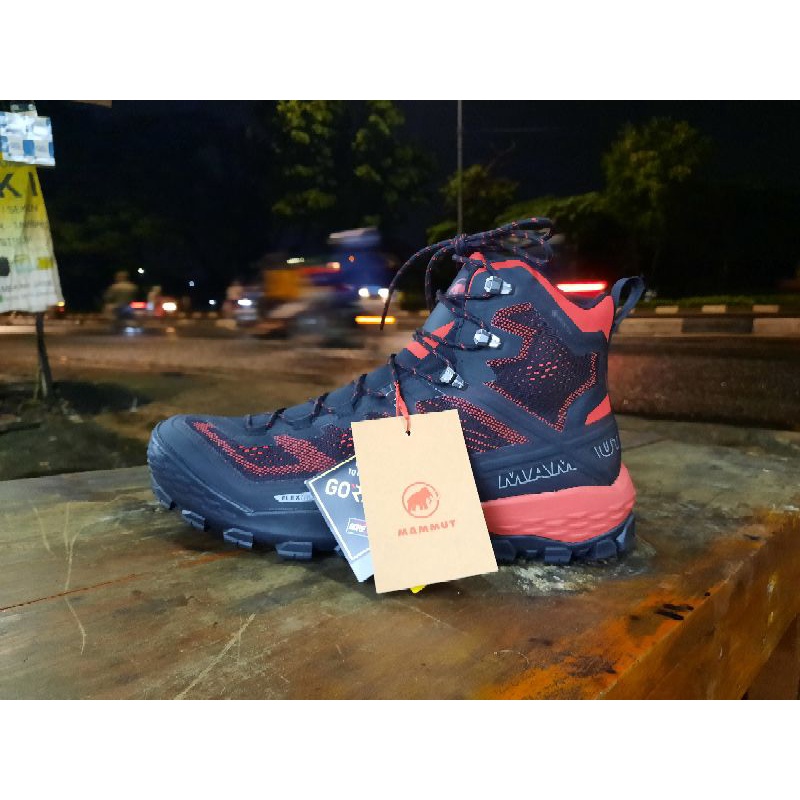 SEPATU GUNUNG TREKKING HIKING MAMMUT DUCAN HIGH GTX HIKING BOOT ORIGINAL