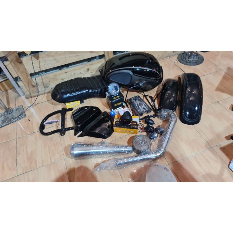 SPAREPART CUSTOM UNTUK THUNDER 125 TANGKI MODEL BSA MEGAPRO PRIMUS