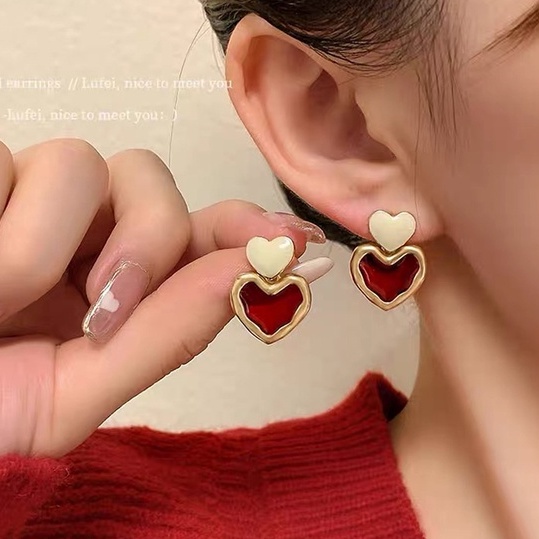 Anting Stud Desain Pita Warna Merah Gaya Retro Korea Untuk Wanita