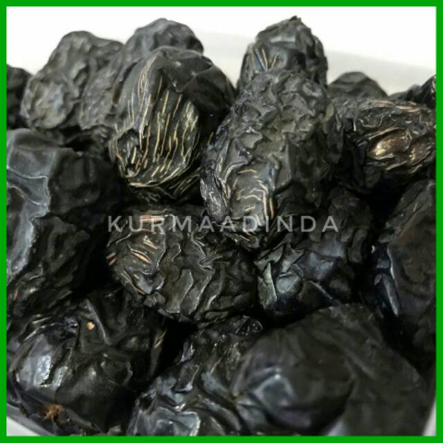 

Kurma Ajwa / Kurma Nabi Asli Madinah 500 gram