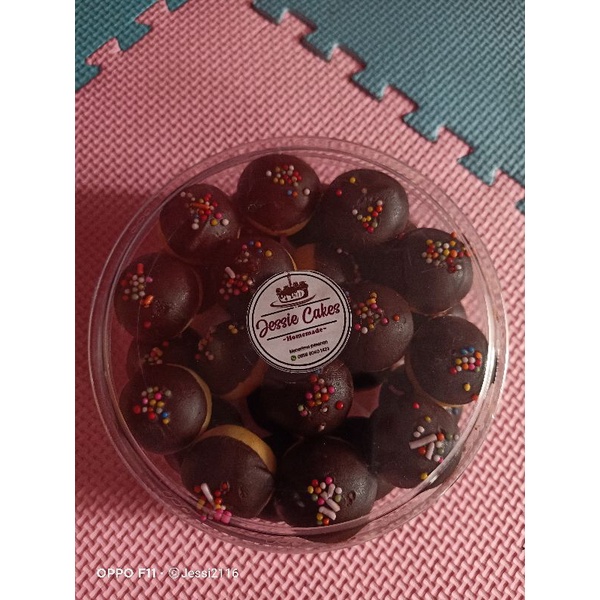 

Kue nastar choco ball
