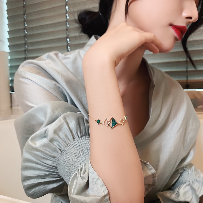 Gelang Tangan Retro Gaya Korea Bentuk Geometri Untuk Wanita