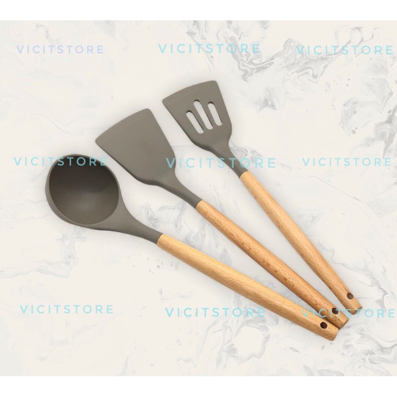 Spatula Silikon Tahan Panas Gagang Kayu 3 Varian ( Harga 1pcs ) kode 191