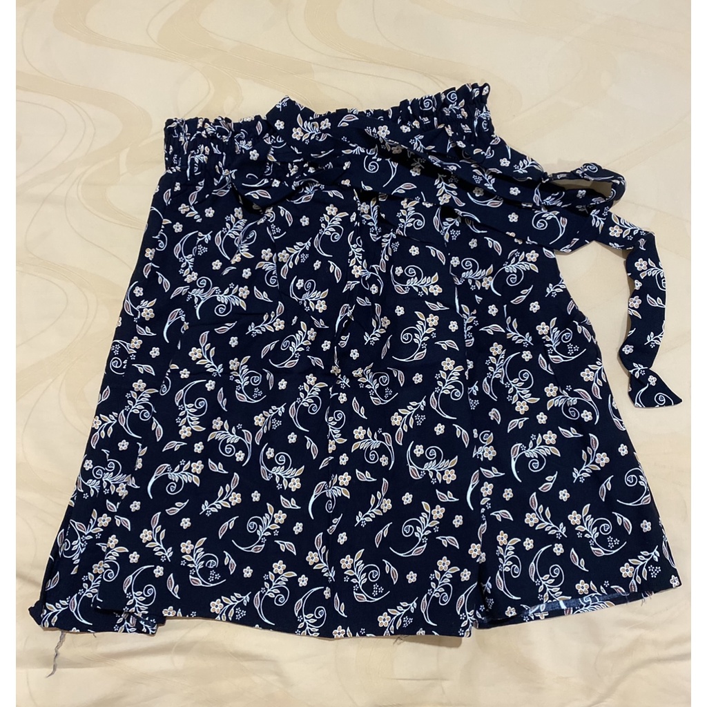 (PRELOVED) Rok Batik