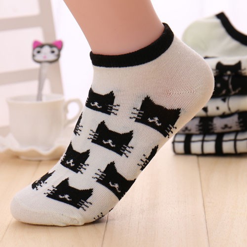 Kaos Kaki Wanita Karatkter Lucu dan Motif Zebra 5