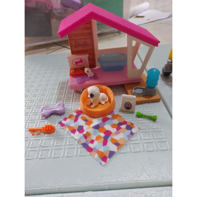 preloved barbie dog house playset