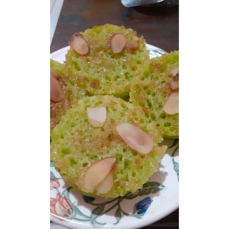 

Bika Ambon Hijau Kenari