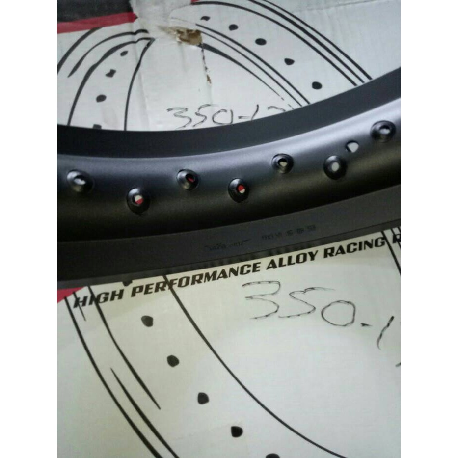 vleg rossi lebar 350 ring 17