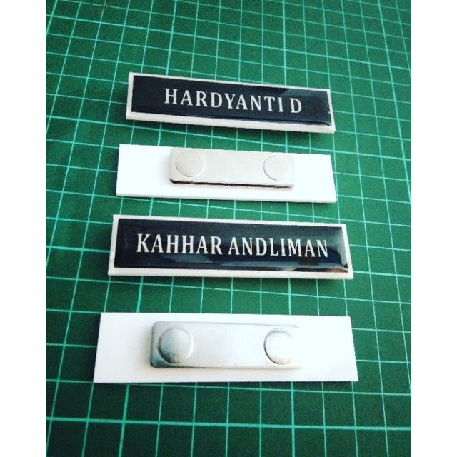 

Papan Nama Dada Akrilik Resin Magnet/Name Tag Magnet