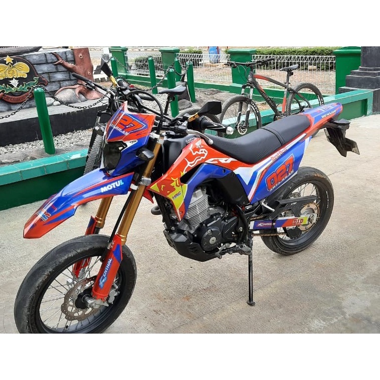 DECAL STIKER CRF 150 L HOLOGRAM FULLBODY (002) MERAH BIRU REDBULL