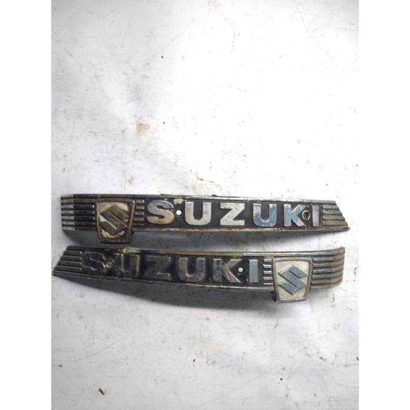 emblem tangki motor suzuki fr80