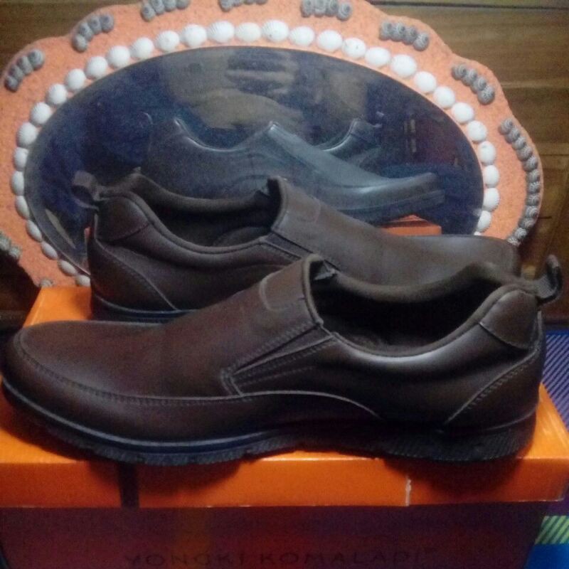 COD sepatu pria casual yongki komaladi oscar