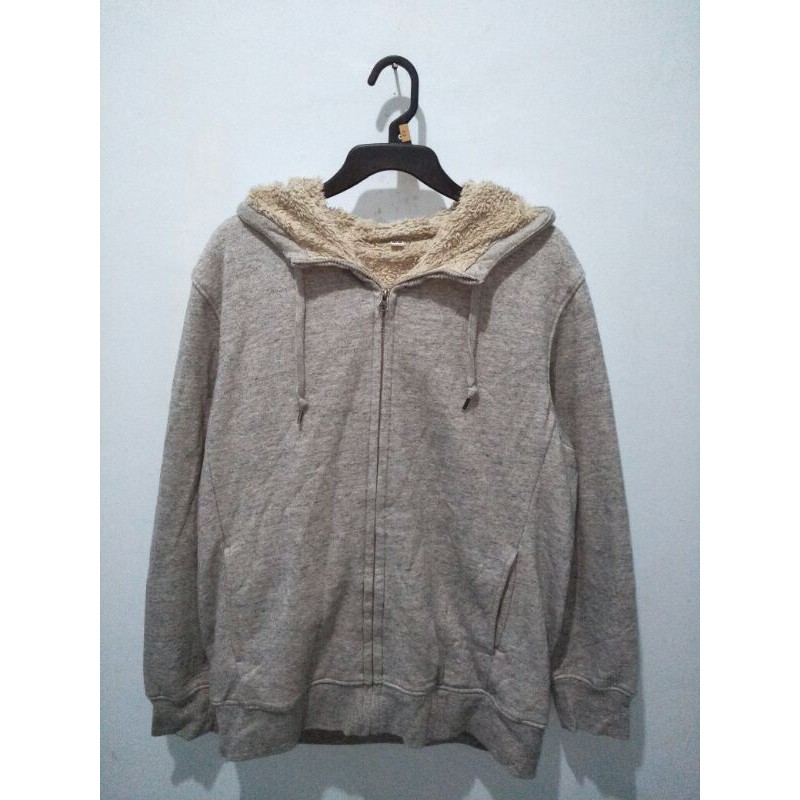 jaket zipper hoodie uniqlo sherpa/bulu second original XL abu2 tebal