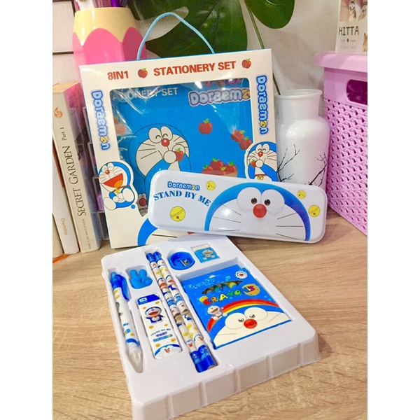 

Study set tema Doraemon