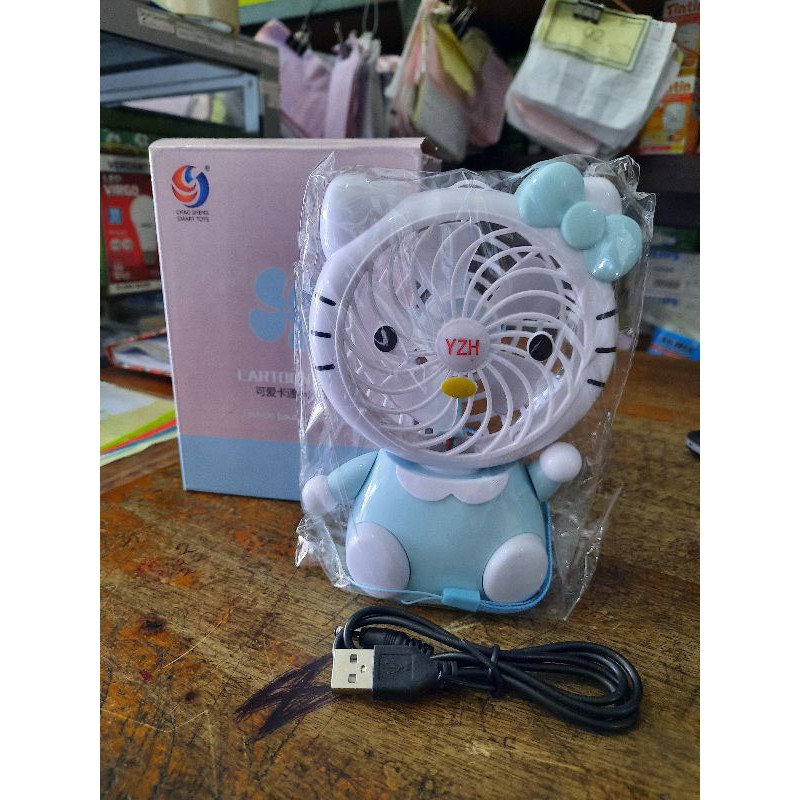 Kipas Angin Kecil Karakter Portable