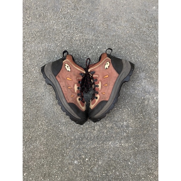 Sepatu outdoor leisure Time