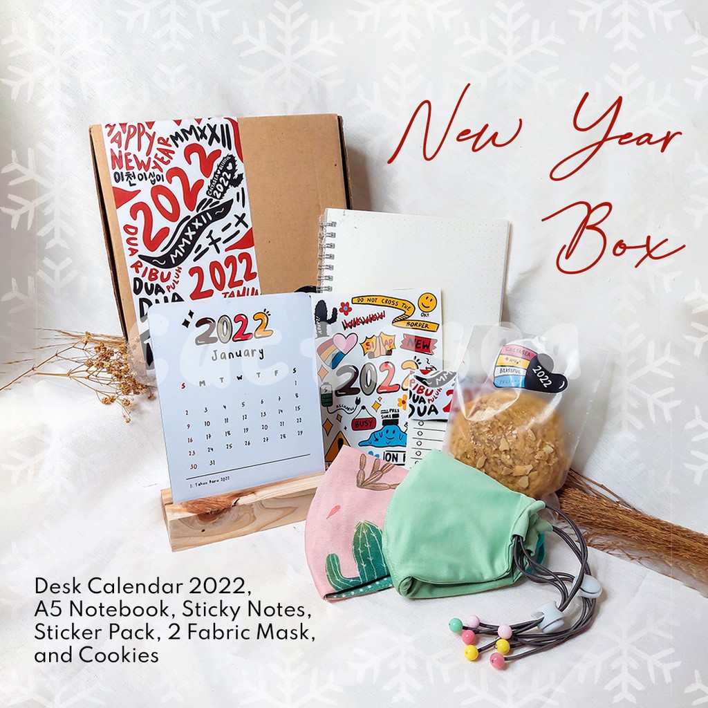 Hampers Tahun Baru 2022 - Kado Ulang Tahun sweet seventeen - hampers natal - kalender 2022 - hadiah 