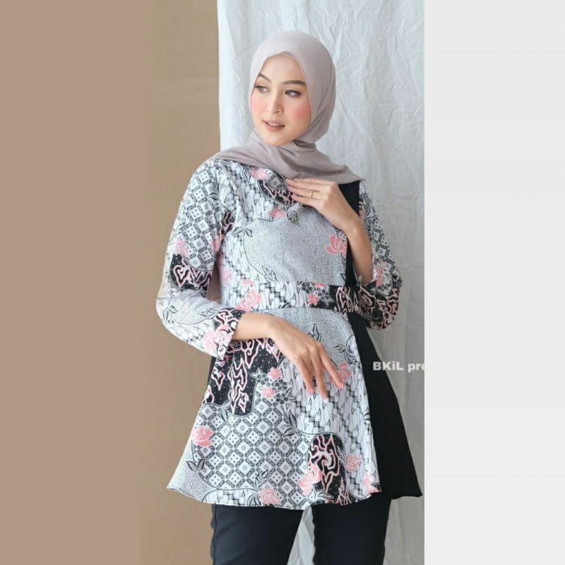 New Anitta Blouse - Koperasi Batik - Black BKIL001/MP
