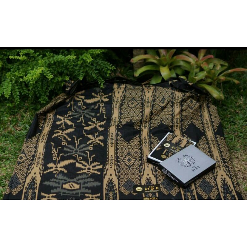 Sarung Batik Candi mekar