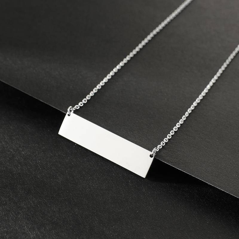 Kalung Dengan Liontin Bentuk Hati Persegi Panjang Geometris Bahan Stainless Steel Untuk Pria Dan Wanita