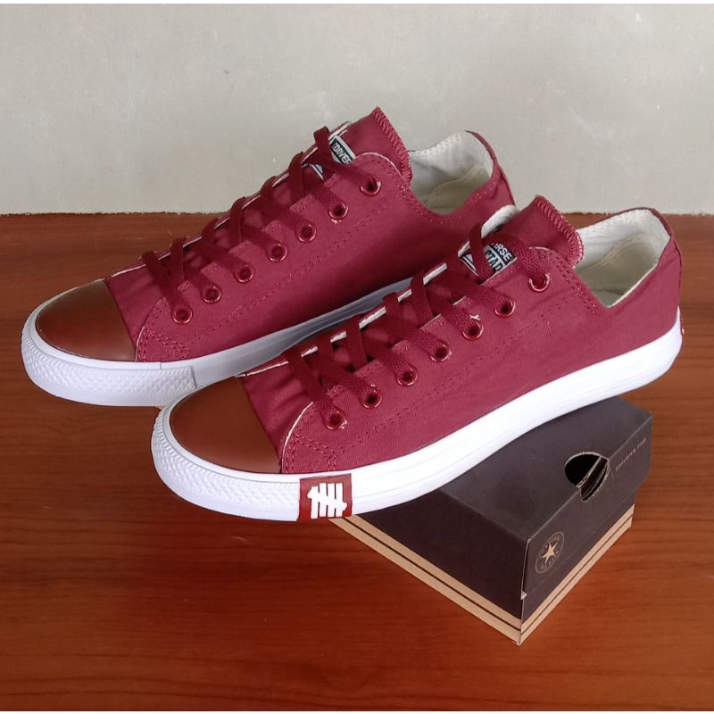 sepatu converse all star ct petir maroon all star ct petir chuck taylor merah maroon